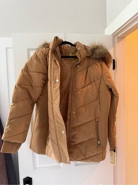 MICHAEL Michael Kors Camel Brown Quilted Faux-Fur Hood Puffer Jacket